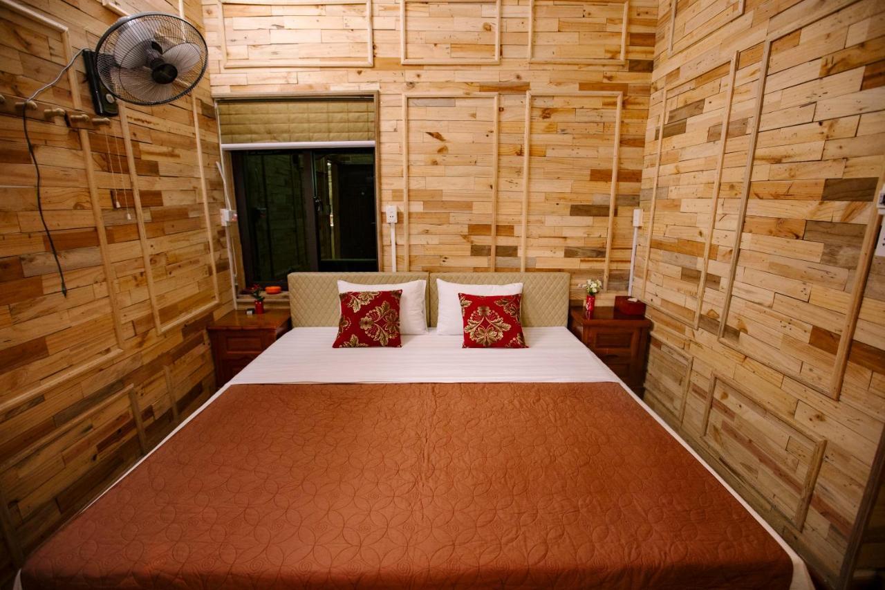 Ha Giang Creekside Homestay And Tours Zewnętrze zdjęcie